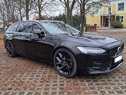Czarny Używany 2018 Volvo S90 R-Design Sedan/Limuzyna | 69 000 zł