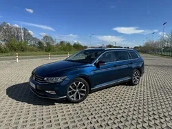 Niebieski Używany 2020 VW Passat Kombi | 71 000 zł (Dobra cena)