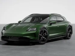 Oak green metallic neo Nowe 2024 Porsche Taycan 4S Cross Turismo Sedan/Limuzyna | 612 000 zł (Dość drogi)