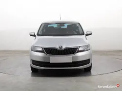 Srebrny Używany 2015 Skoda Rapid Hatchback | 27 499 zł (Uczciwa cena)