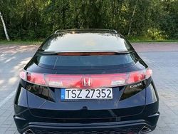Czarny Używany 2007 Honda Civic Hatchback | 14 500 zł (Uczciwa cena)