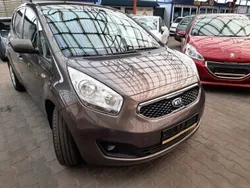 Beżowy Używany 2014 Kia Venga Hatchback | 27 800 zł (Dość drogi)
