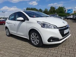 Biały Używany 2019 Peugeot 208 Active Hatchback | 29 900 zł (Dobra cena)