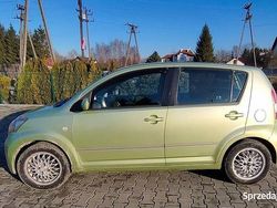 Zielony Używany 2005 Daihatsu Sirion Hatchback | 4500 zł (Uczciwa cena)