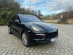 Czarny Używany 2014 Porsche Cayenne Turbo SUV | 98 000 zł