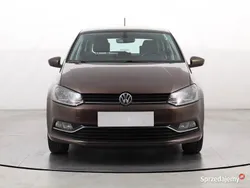 Brązowy Używany 2015 VW Polo Hatchback | 33 999 zł (Uczciwa cena)