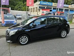 Czarny (metalik) Używany 2011 Toyota Verso Minivan | 16 999 zł