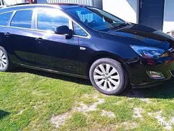 Grafitowy Używany 2011 Opel Astra Kombi | 16 900 zł (Uczciwa cena)