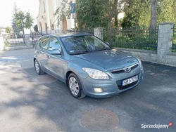 Niebieski Używany 2007 Hyundai i30 Hatchback | 11 400 zł (Uczciwa cena)