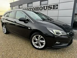 Czarny (metalik) Używany 2016 Opel Astra Dynamic Kombi | 39 900 zł (Dość drogi)