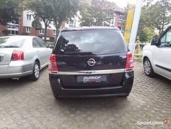 Czarny Używany 2014 Opel Zafira Minivan | 18 999 zł (Uczciwa cena)
