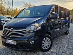 Czarny Używany 2017 Opel Vivaro Van | 71 900 zł (Uczciwa cena)
