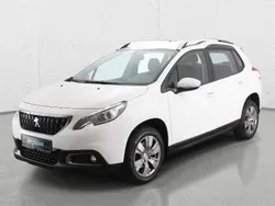 Biały Używany 2017 Peugeot 2008 Active SUV | 37 900 zł (Uczciwa cena)