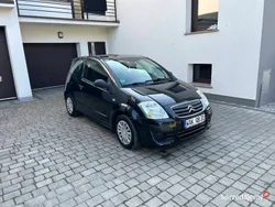 Czarny Używany 2009 Citroën C2 Exclusive Hatchback | 9400 zł (Uczciwa cena)
