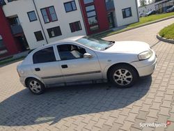 Srebrny Używany 2000 Opel Astra Sedan/Limuzyna | 2100 zł (Uczciwa cena)
