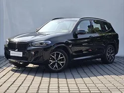 Czarny szafir metalizowany Używany 2024 BMW X3 Performance SUV | 229 000 zł (Dość drogi)