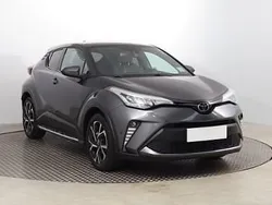 Szary Używany 2019 Toyota C-HR SUV | 76 999 zł (Uczciwa cena)