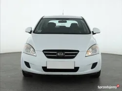 Biały Używany 2009 Kia Ceed Hatchback | 12 999 zł (Dobra cena)