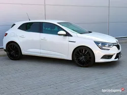 Biały (metalik, perła) Używany 2016 Renault Mégane III Hatchback | 29 900 zł (Dość drogi)