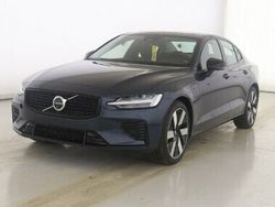 Niebieski Używany 2024 Volvo S60 Ultimate Sedan/Limuzyna | 174 500 zł (Dość drogi)