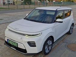 Biały (metalik, perła) Używany 2022 Kia Soul EV 2 SUV | 88 500 zł