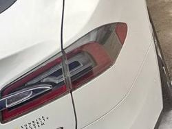 Biały Używany 2015 Tesla Model S Sedan/Limuzyna | 85 000 zł