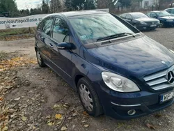 Niebieski ciemny (metalik) Używany 2007 Mercedes B200 Minivan | 8199 zł