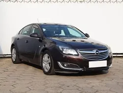 Brązowy Używany 2013 Opel Insignia Hatchback | 34 999 zł (Uczciwa cena)