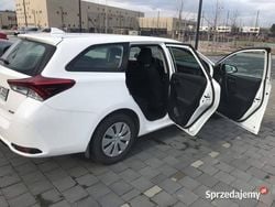 Używany 2015 Toyota Auris | 43 000 zł