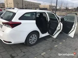 Używany 2015 Toyota Auris | 43 000 zł
