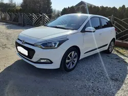 Biały Używany 2016 Hyundai i20 Comfort Hatchback | 42 900 zł (Dość drogi)