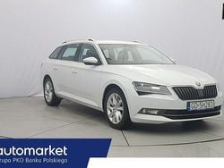 Biały Używany 2018 Skoda Superb Ambition Kombi | 59 800 zł (Uczciwa cena)