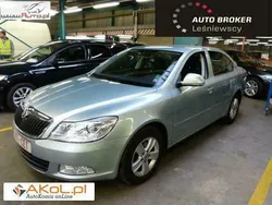 Srebrny Używany 2010 Skoda Octavia Hatchback | 41 300 zł