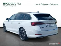 Biały Używany 2024 Skoda Octavia SportLine Kombi | 139 900 zł (Dość drogi)