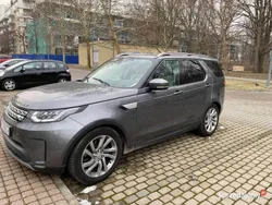 Szary Używany 2017 Land Rover Discovery 5 HSE SUV | 129 000 zł