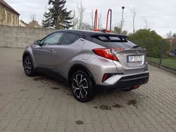 Używany 2017 Toyota C-HR SUV | 60 900 zł (Uczciwa cena)