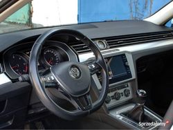 Biały Używany 2018 VW Passat Sedan/Limuzyna | 47 500 zł (Dobra cena)
