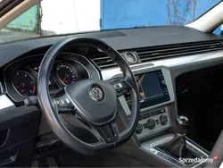 Biały Używany 2018 VW Passat Sedan/Limuzyna | 49 700 zł (Dobra cena)