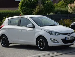 Biały Używany 2013 Hyundai i20 Hatchback | 19 900 zł (Uczciwa cena)
