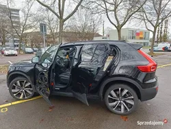 Używany 2020 Volvo XC40 SUV | 166 000 zł