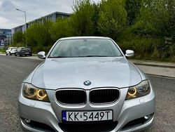Srebrny Używany 2010 BMW 320 Kombi | 14 000 zł (Dobra cena)