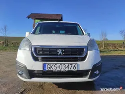 Biały Używany 2016 Peugeot Partner Minivan | 26 600 zł (Dobra cena)