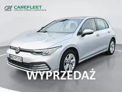 Srebrny Używany 2022 VW Golf VIII Life Hatchback | 69 700 zł (Uczciwa cena)