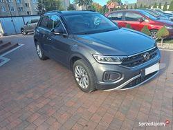 Używany 2022 VW T-Roc SUV | 81 000 zł (Uczciwa cena)
