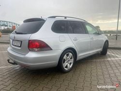 Srebrny Używany 2012 VW Golf VII Kombi | 21 000 zł (Uczciwa cena)