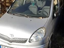 Srebrny Używany 2004 Toyota Yaris Kombi | 3499 zł (Super Cena)