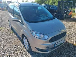 Srebrny Używany 2018 Ford Tourneo Courier Minivan | 22 590 zł (Super Cena)