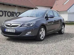 Używany 2010 Opel Astra Cosmo Sedan/Limuzyna | 20 999 zł (Uczciwa cena)