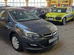 Szary Używany 2014 Opel Astra Sedan/Limuzyna | 28 400 zł (Dość drogi)