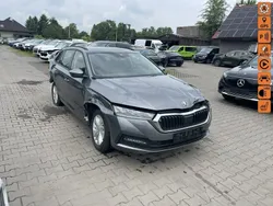 Srebrny (metalik) Używany 2024 Skoda Octavia Kombi | 29 900 zł